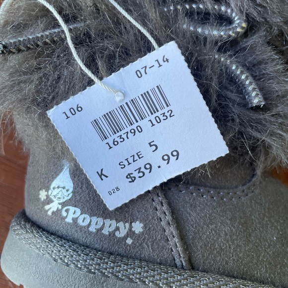 Trolls Poppy Toddlers' Plush Boots Troll Boot - Picture 8 of 8